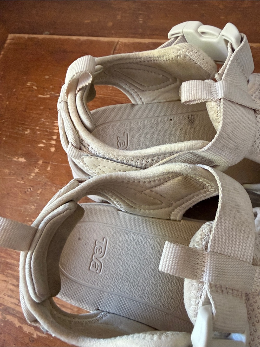 Teva Hurricane Ampsole Gaila Sandals - Picture 6 of 11